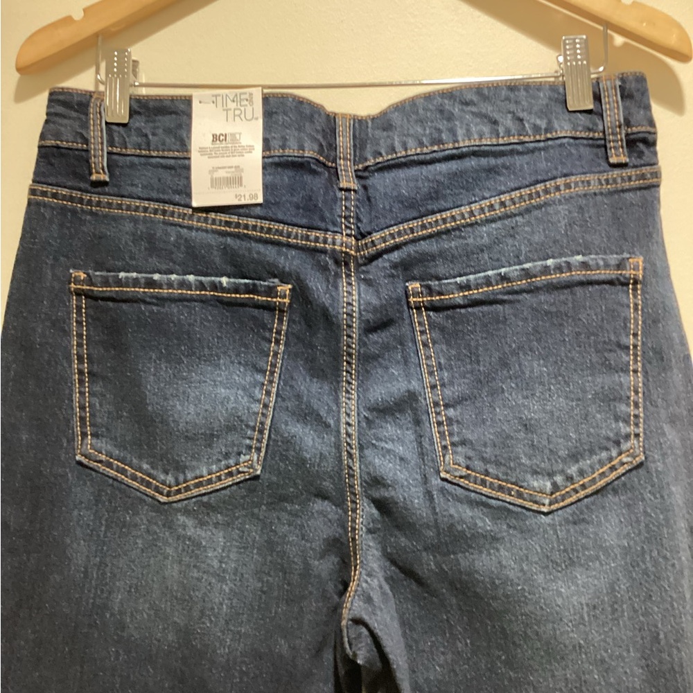 Time & Tru Distressed High Rise Jeans, Sz:14 - Picture 4 of 7